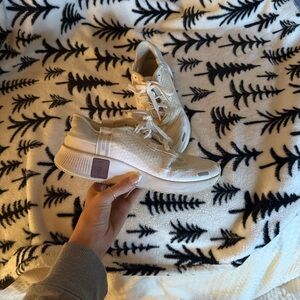 Nike Women's Cream Athletic Shoes